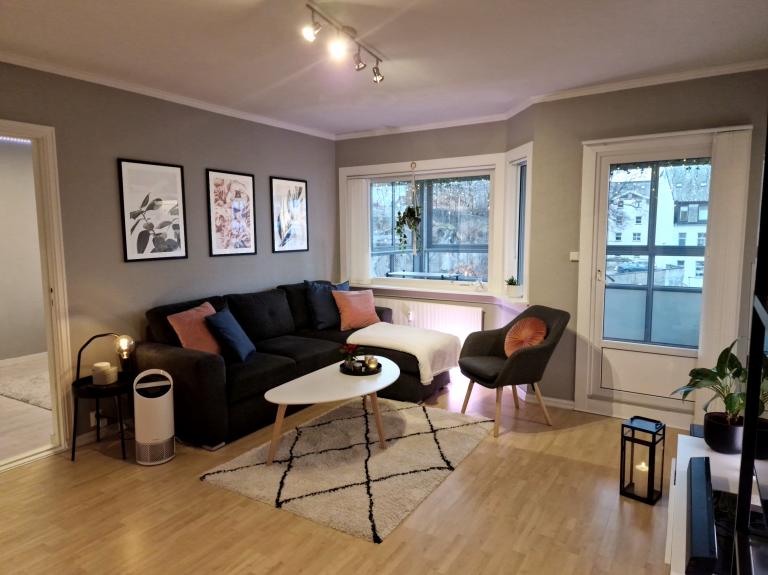 6002 ÅLESUND Skaregata 18B